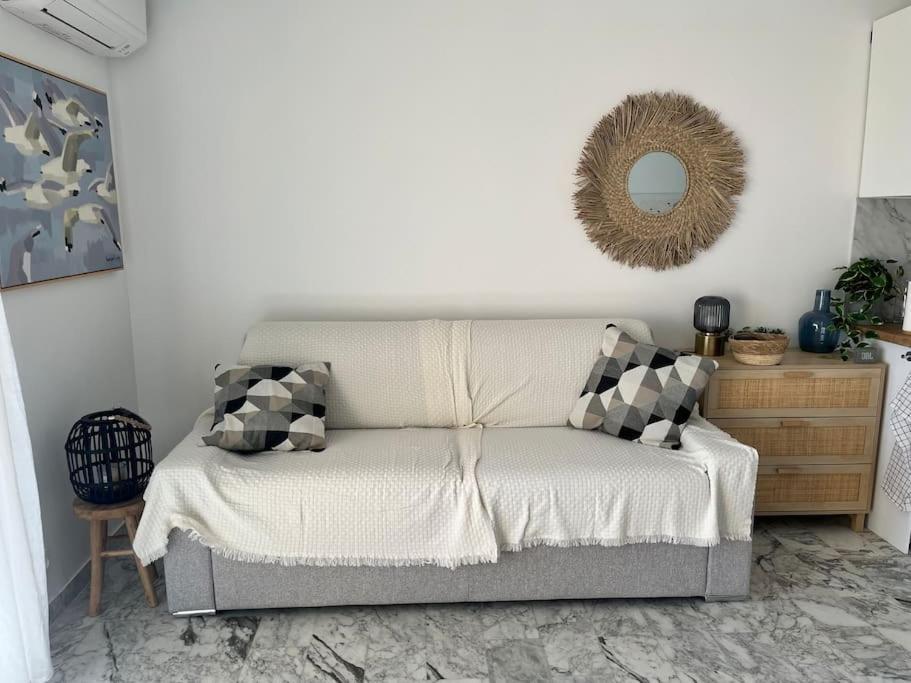 Studio Cosy Avec Terrasse Sur La Plage Ла-Сейн-сюр-Мер Экстерьер фото